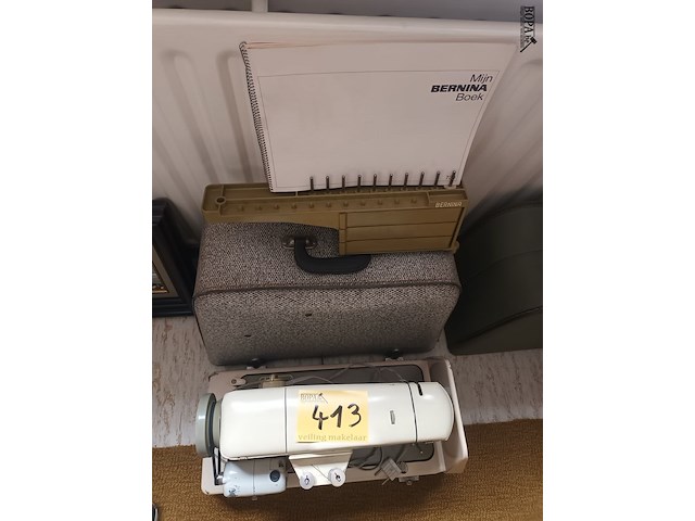 Lot 413 - naaimachine bernina - afbeelding 4 van  4