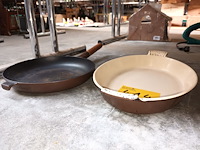 Lot 414 - le creuset. 3 stuks - afbeelding 3 van  3