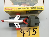 Lot 415 - dinky toys berliet gazelle lance missile - afbeelding 2 van  3