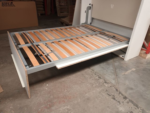 Lot 418 - kast met opklapbed - afbeelding 2 van  4