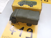 Lot 419 - dinky toys unimog - afbeelding 1 van  3
