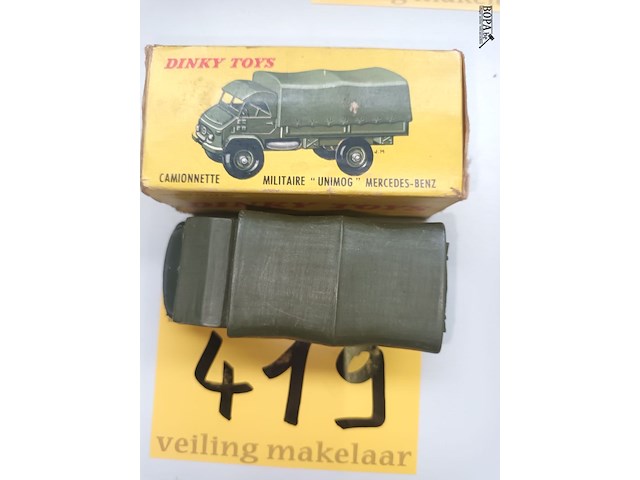 Lot 419 - dinky toys unimog - afbeelding 3 van  3