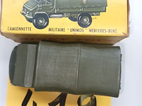 Lot 419 - dinky toys unimog - afbeelding 3 van  3
