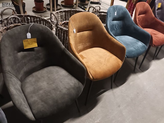 Lot 42 - armstoel turner. 4 stuks - afbeelding 1 van  8