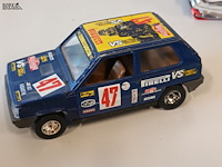 Lot 42 - burago golf en fiat. 2 stuks - afbeelding 2 van  9