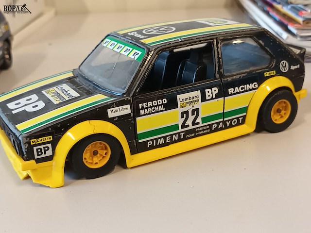 Lot 42 - burago golf en fiat. 2 stuks - afbeelding 6 van  9