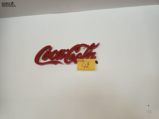 Lot 42 - coca-cola lichtreclame - afbeelding 2 van  2