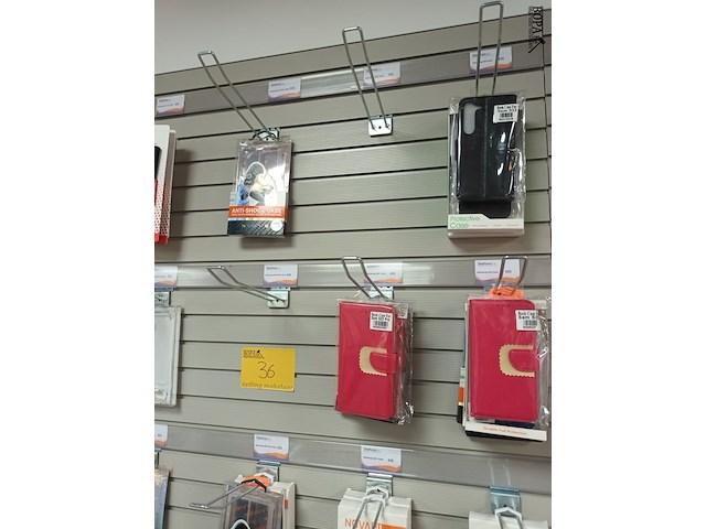 Lot 42 - gsm hoesjes. 38 stuks - afbeelding 3 van  5