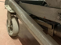 Lot 42 - industriële kar op wielen, verstelbaar in hoogte - afbeelding 3 van  4