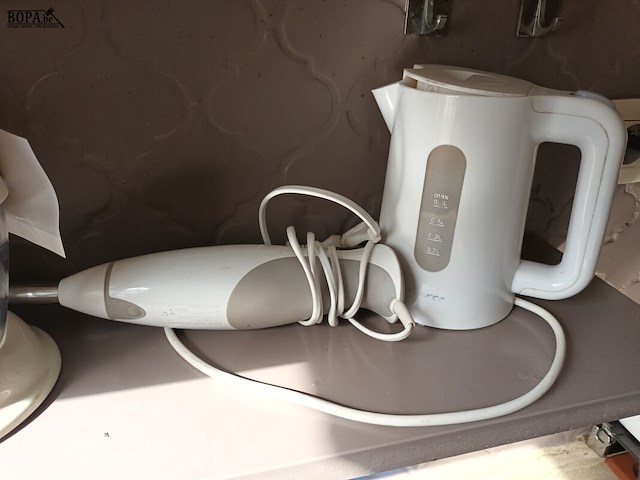 Lot 42 - keukenapparaten. 4 stuks - afbeelding 4 van  4