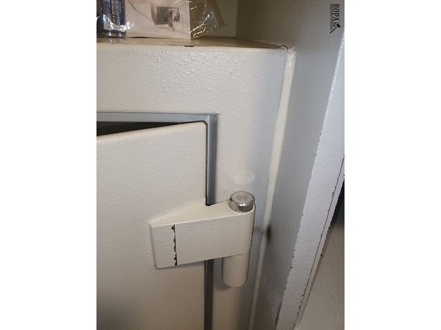 Lot 42 - kluis vds - afbeelding 4 van  4