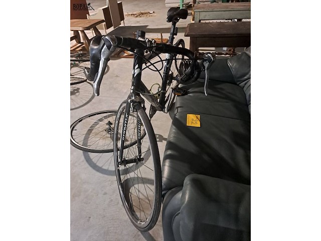 Lot 42 - koersfiets specialized met onderdelen chimano + extra wiel - afbeelding 5 van  6