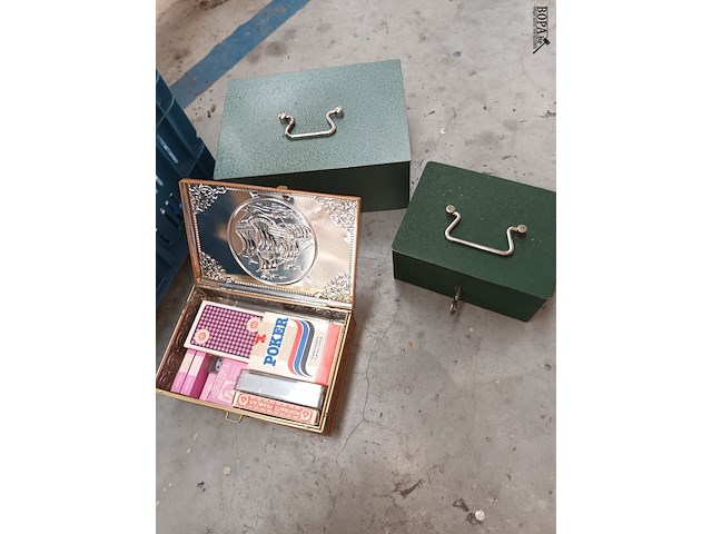 Lot 42 - lot kantoormateriaal - afbeelding 2 van  4