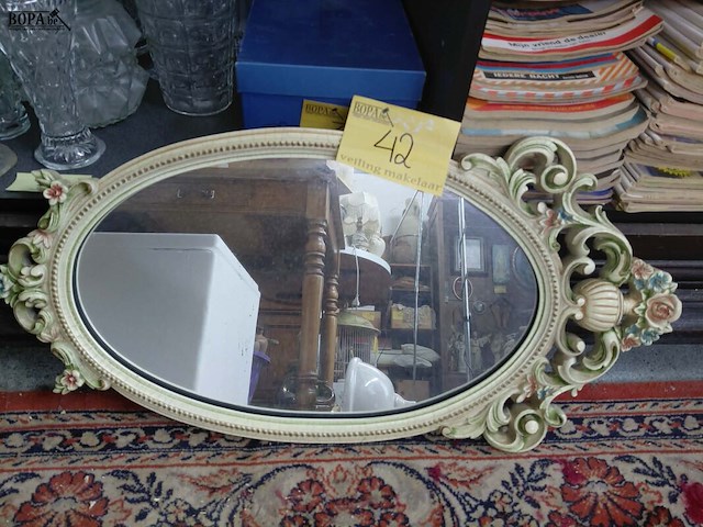 Lot 42 - lot vintage wandspiegel in rococco stijl - afbeelding 1 van  1