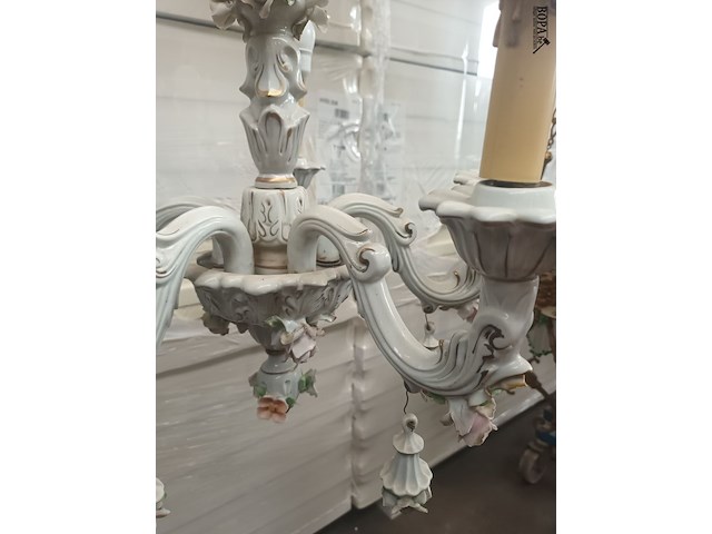 Lot 42 - luster in porselein - afbeelding 3 van  5