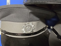 Lot 42 - namibië 3 kepies - afbeelding 2 van  4