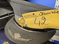 Lot 42 - namibië 3 kepies - afbeelding 4 van  4