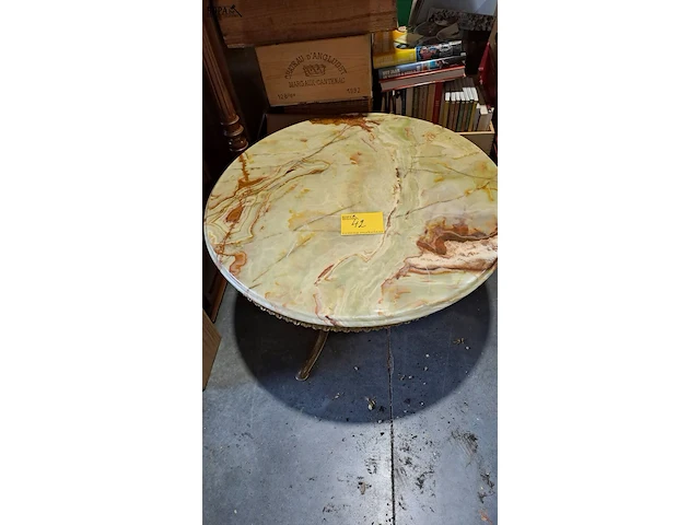 Lot 42 - vintage hollywood regency-stijl '70 salontafel messing onder - afbeelding 1 van  3
