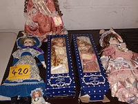 Lot 420 - poppen. 6 stuks - afbeelding 1 van  4
