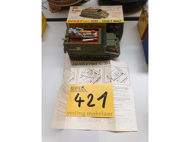 Lot 421 - dinky toys shado 2 mobile - afbeelding 1 van  3
