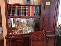 Lot 422 - wandkast - afbeelding 1 van  5