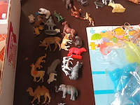 Lot 423 - oud speelgoed. 18 stuks - afbeelding 5 van  8