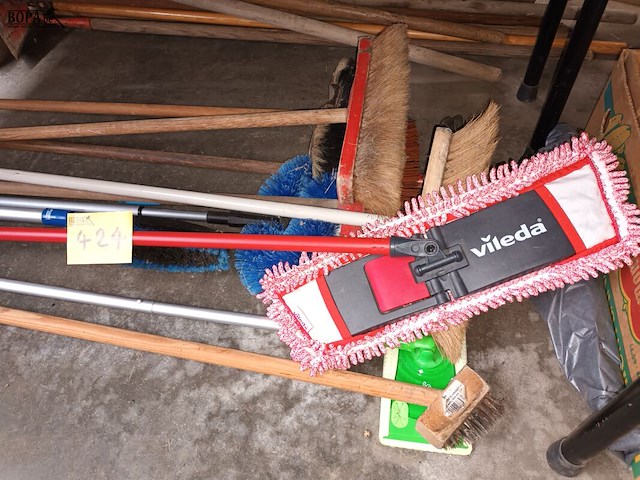 Lot 424 - poetsmateriaal. 10 stuks - afbeelding 3 van  3