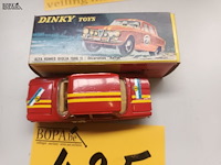 Lot 425 - dinky toys alfa romeo - afbeelding 2 van  3