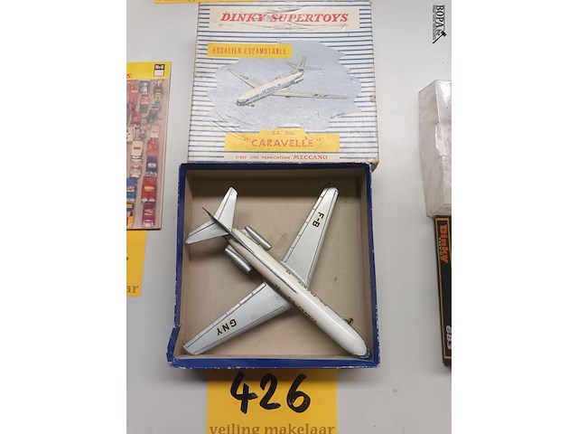 Lot 426 - dinky supertoys vliegtuig - afbeelding 1 van  3