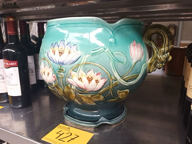 Lot 427 - art nouveau pot - afbeelding 2 van  5