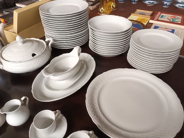 Lot 427 - servies bavaria schumann. 80 stuks - afbeelding 3 van  5