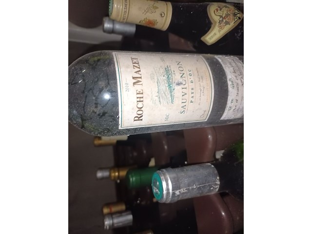 Lot 427 - wijnrek met flessen wijn. 23 stuks - afbeelding 3 van  5