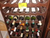 Lot 427 - wijnrek met flessen wijn. 23 stuks - afbeelding 5 van  5