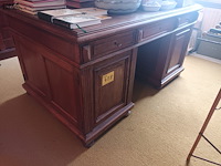 Lot 428 - antiek bureau - afbeelding 1 van  5