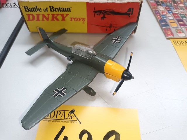 Lot 428 - dinky toys battle of britain vliegtuig - afbeelding 3 van  4