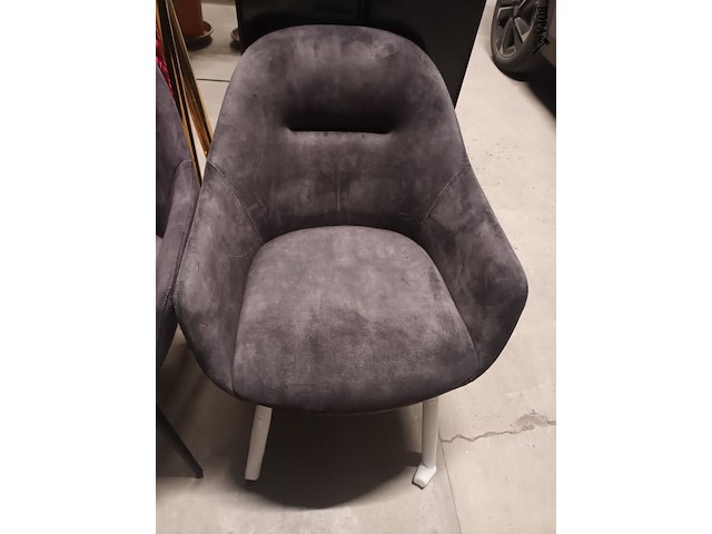 Lot 43 - armstoel turner. 2 stuks - afbeelding 3 van  5