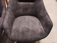 Lot 43 - armstoel turner. 2 stuks - afbeelding 3 van  5