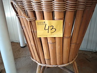 Lot 43 - bamboe plantenbak - afbeelding 1 van  3