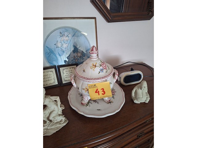 Lot 43 - decoratie en wekkers. 12 stuks - afbeelding 1 van  5