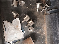 Lot 43 - dewalt materiaalkoffer met inhoud - afbeelding 2 van  3