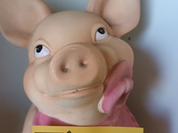 Lot 43 - groot spaarvarken - afbeelding 2 van  5