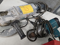 Lot 43 - haakse slijper bosch en boormachine metabo - afbeelding 1 van  3