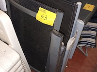 Lot 43 - inklapbare tuinstoel. 2 stuks - afbeelding 1 van  4