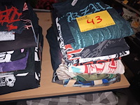 Lot 43 - kledij - afbeelding 5 van  5