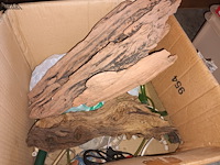 Lot 43 - materiaal voor aquarium. 2 dozen - afbeelding 2 van  5