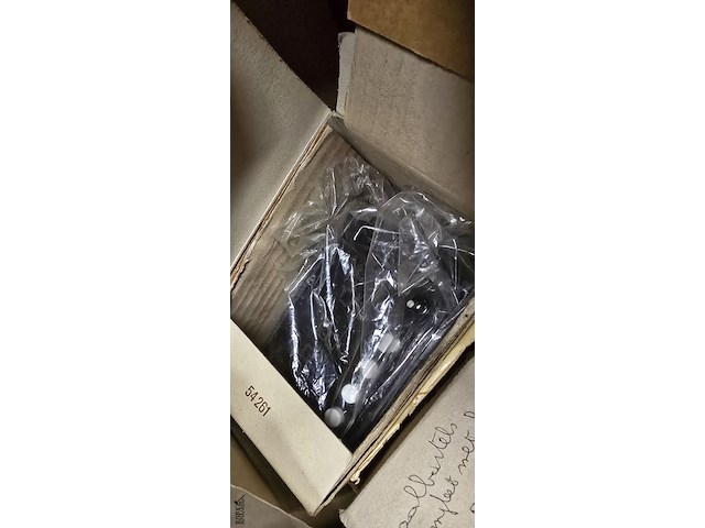 Lot 43 - miele diverse onderdelen - afbeelding 6 van  7