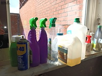 Lot 43 - poetsmateriaal en producten - afbeelding 4 van  4