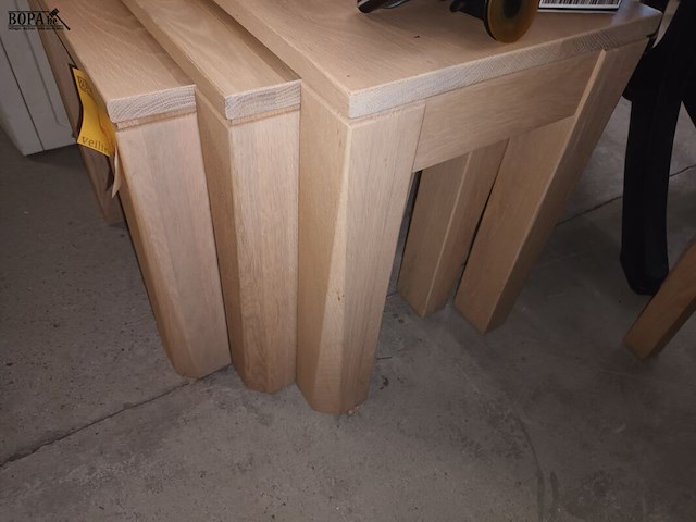 Lot 43 - set bijzettafels - afbeelding 3 van  3