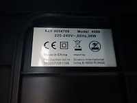 Lot 43 - uv lamp voor nagels - afbeelding 4 van  4