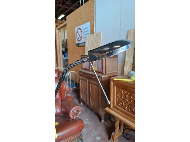 Lot 43 - verstelbare lees- en plafondverlichting - afbeelding 2 van  5